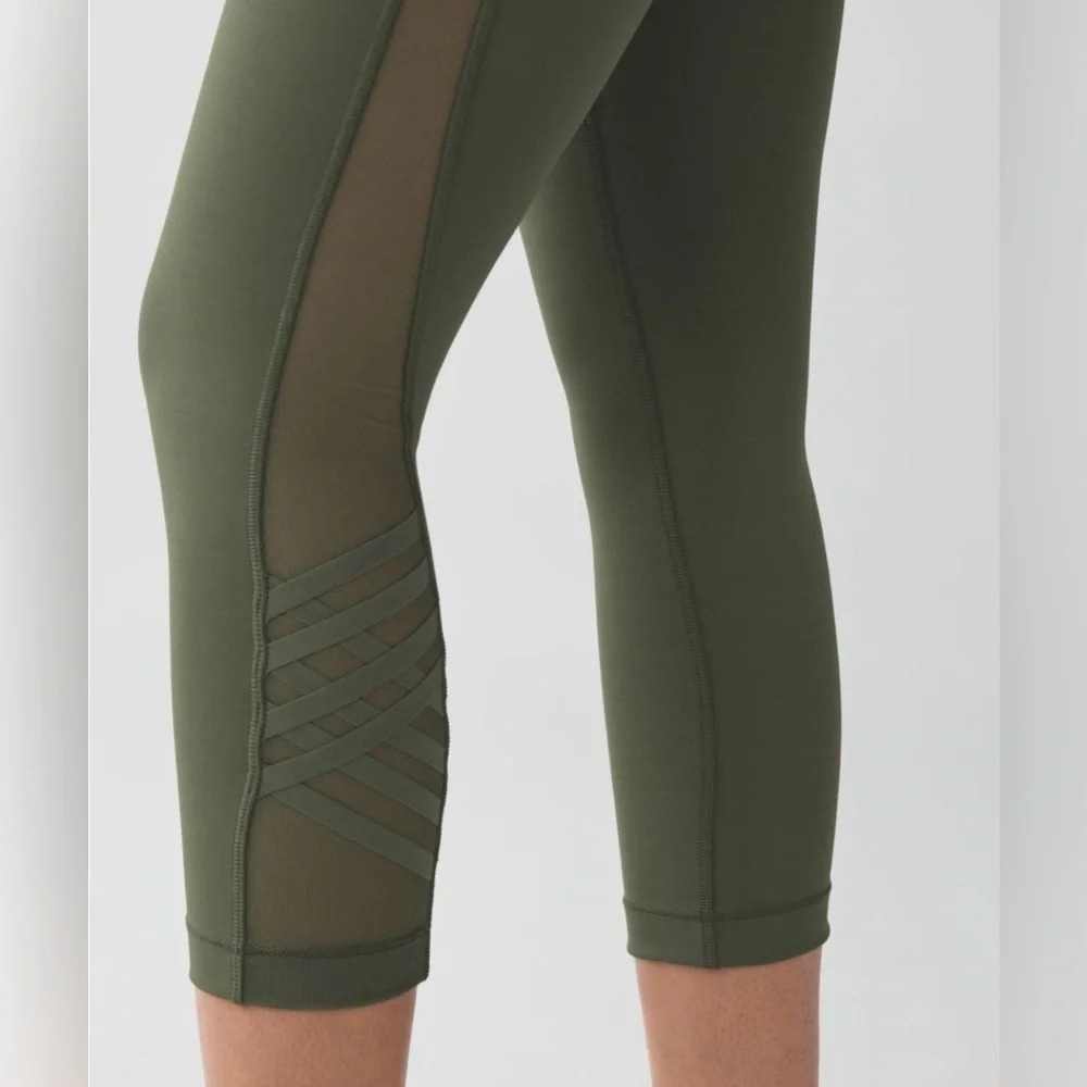 Rare Lululemon Minimalist Crop Leggings Fatigue Green Sz 6 2016 Retired Edition